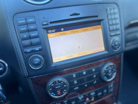 2011 Mercedes-Benz GL-Class GL 550 4MATIC