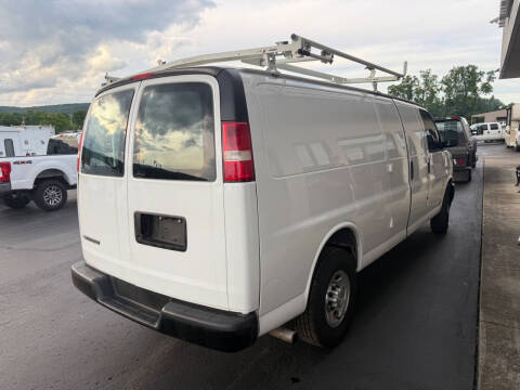 2017 Chevrolet Express 2500
