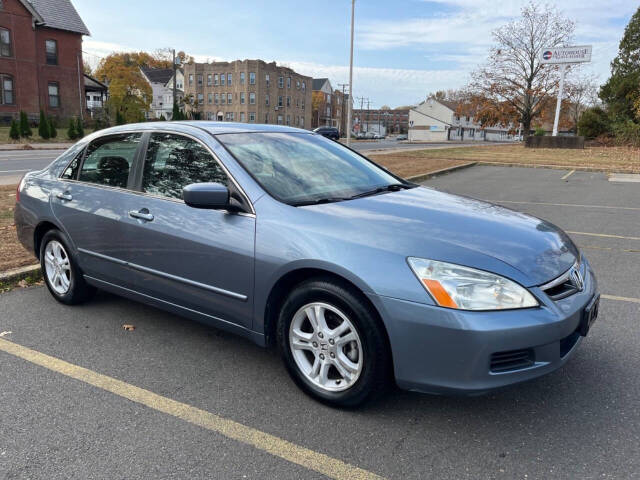 2007 Honda Accord for sale at Auto Drive Sales & Service in Berlin, CT