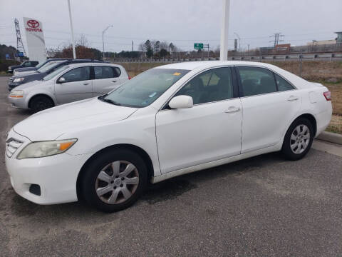 2011 Toyota Camry for sale at Dad's Auto Sales in Newport News VA