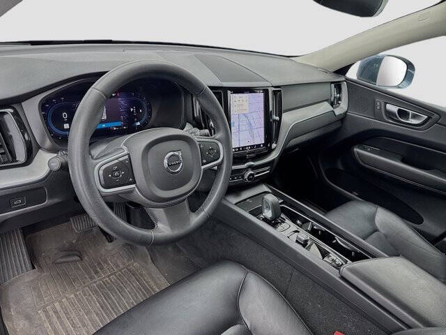 2023 Volvo XC60 B5 Core