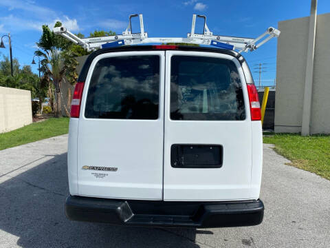 2020 Chevrolet Express 2500