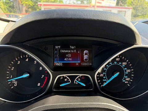 2016 Ford Escape SE