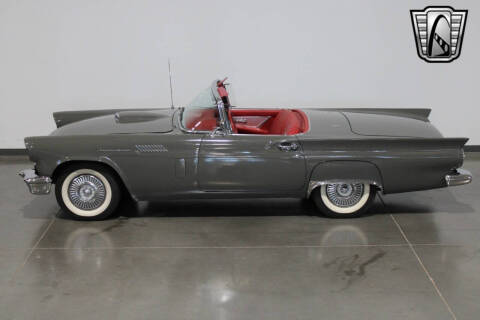 1957 Ford Thunderbird