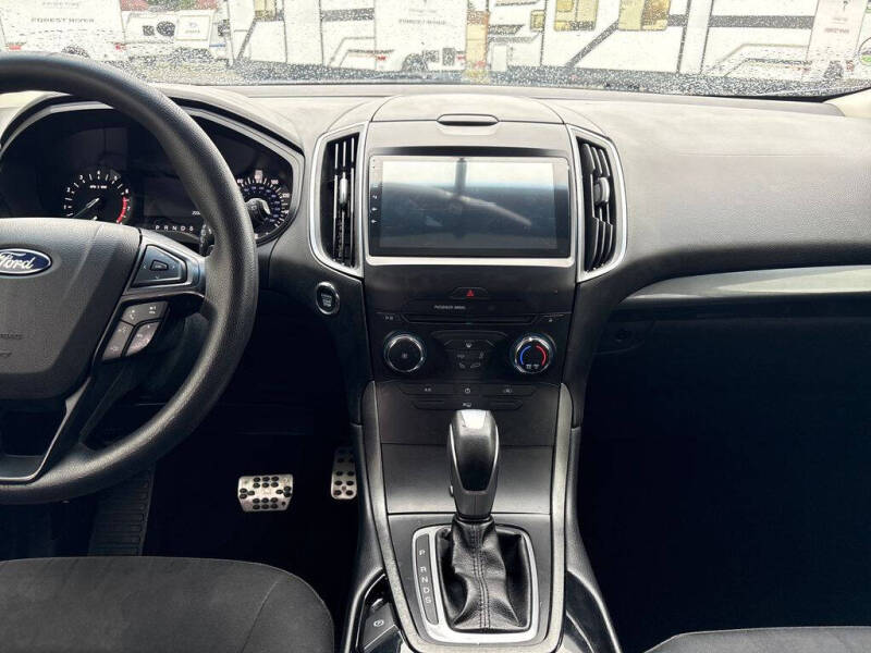2015 Ford Edge SE