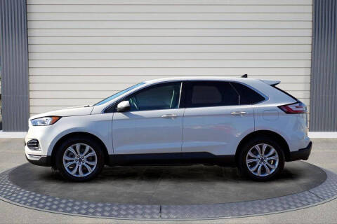 2022 Ford Edge Titanium