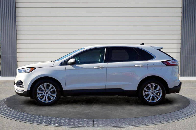 2022 Ford Edge Titanium