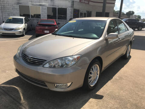 2005 Toyota Camry for sale at Northwood Auto Sales in Northport AL