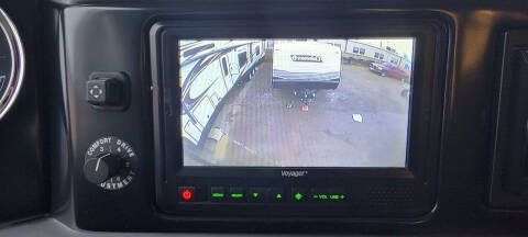 2016 Freightliner XCR Chassis