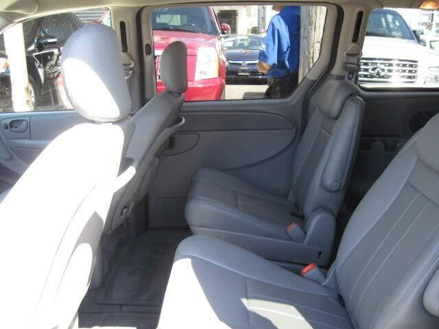 2006 Dodge Grand Caravan SXT