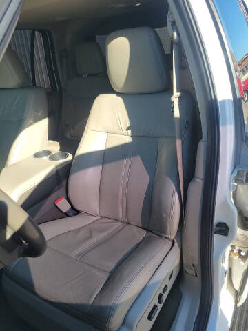 2016 Lincoln Navigator Select