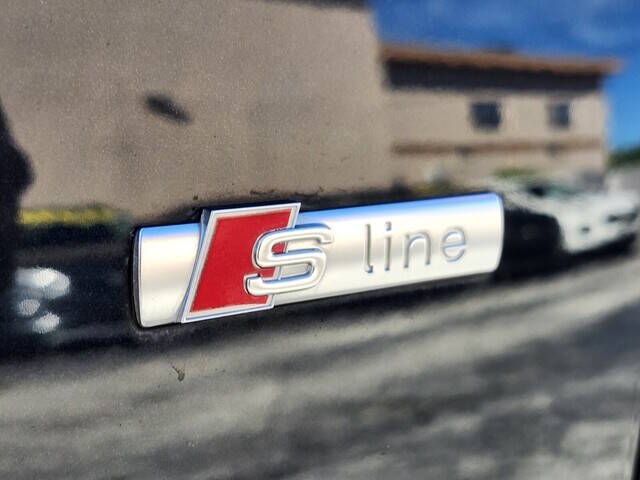 2015 Audi A4 2.0T quattro Premium