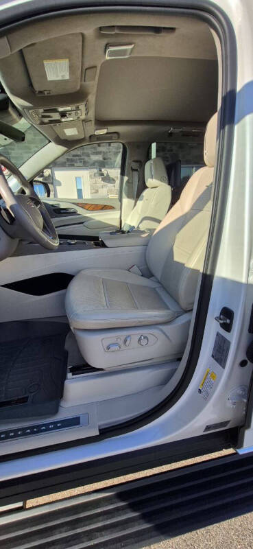 2021 Cadillac Escalade ESV Premium Luxury Platinum