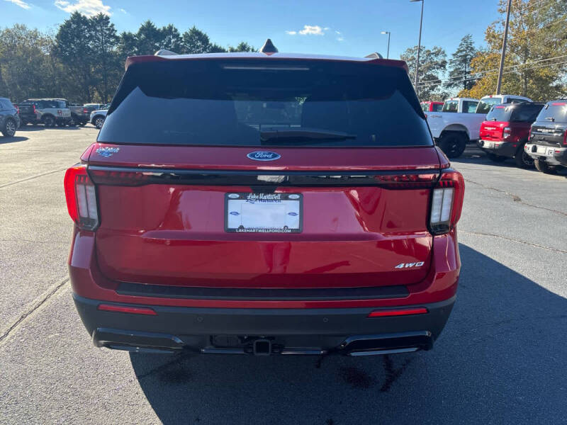 2026 Ford Explorer ST-Line