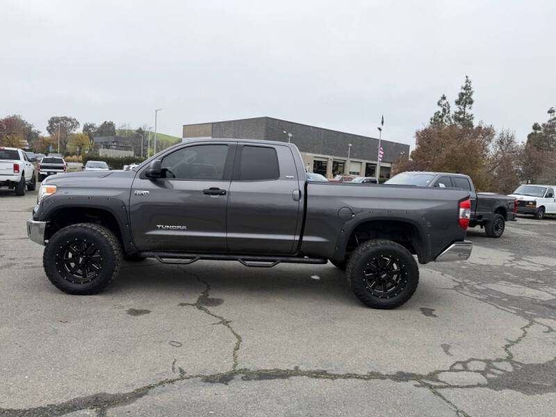 2015 Toyota Tundra