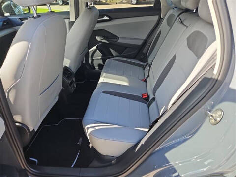 2022 Volkswagen Taos SE 4Motion