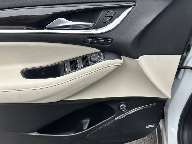 2023 Buick Enclave Premium