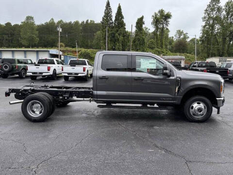 2025 Ford F-350 Super Duty XLT