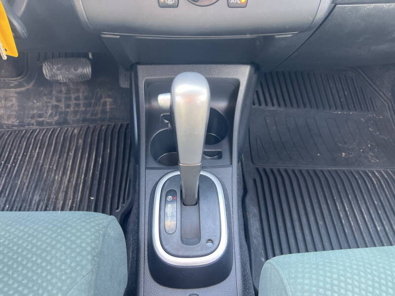 2012 Nissan Versa 1.8 S