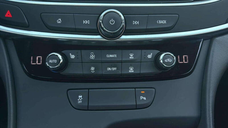 2017 Buick LaCrosse Essence