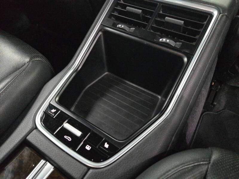 2018 Porsche Panamera 4S