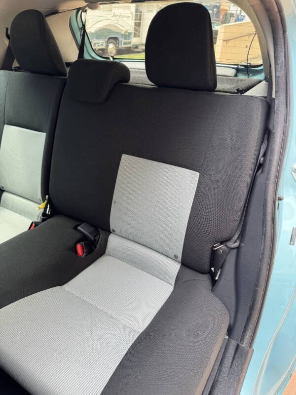2013 Toyota Prius c One
