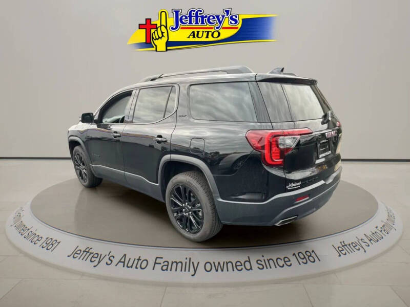 2022 GMC Acadia SLT