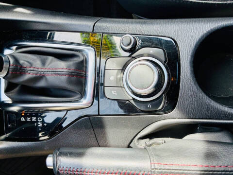 2016 Mazda MAZDA3 i Touring