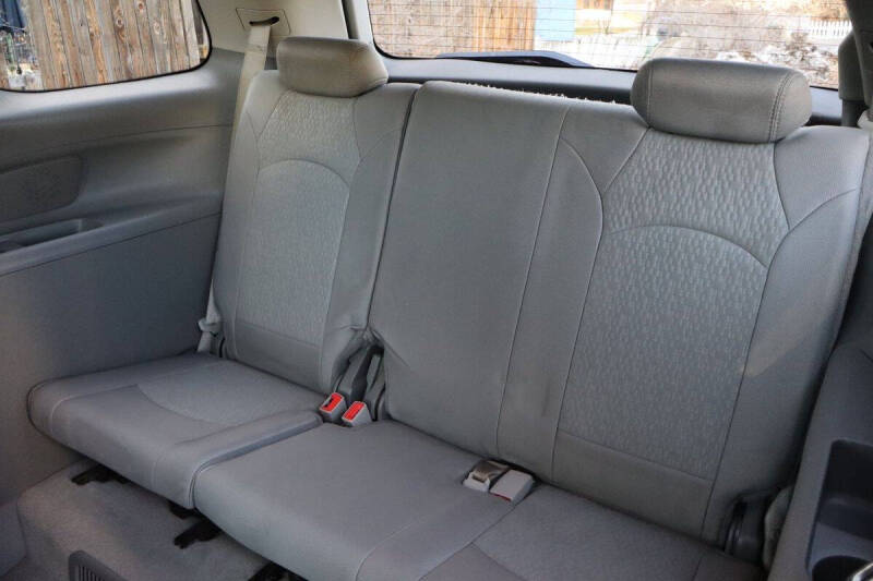 2013 GMC Acadia SLE-2