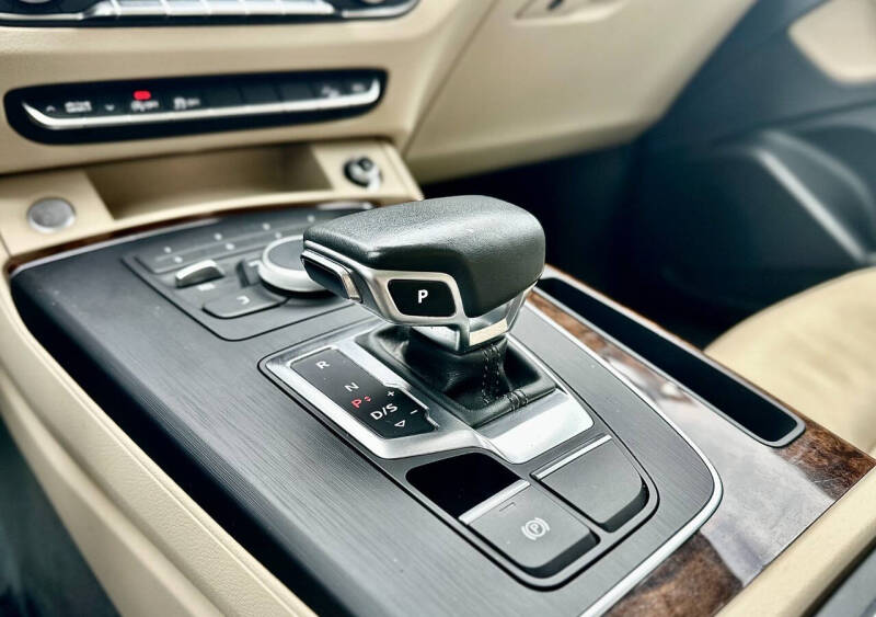 2018 Audi Q5 2.0T quattro Premium