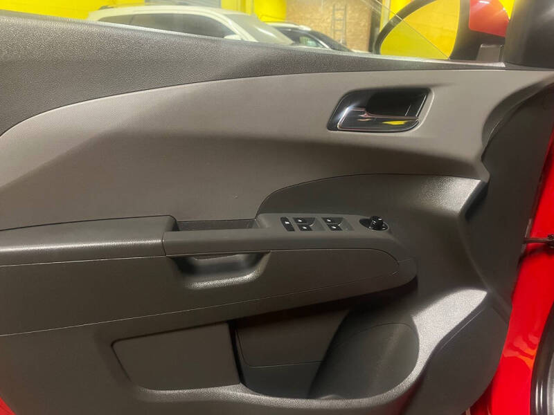 2012 Chevrolet Sonic LT