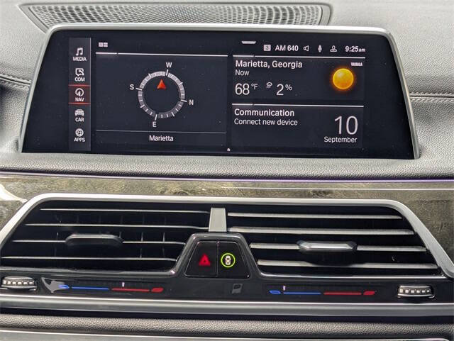 2022 BMW 7 Series 740i