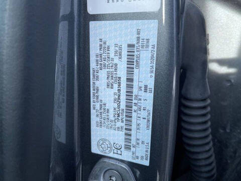 2022 Ford Escape Hybrid Titanium