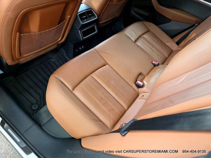 2021 Audi e-tron quattro Premium