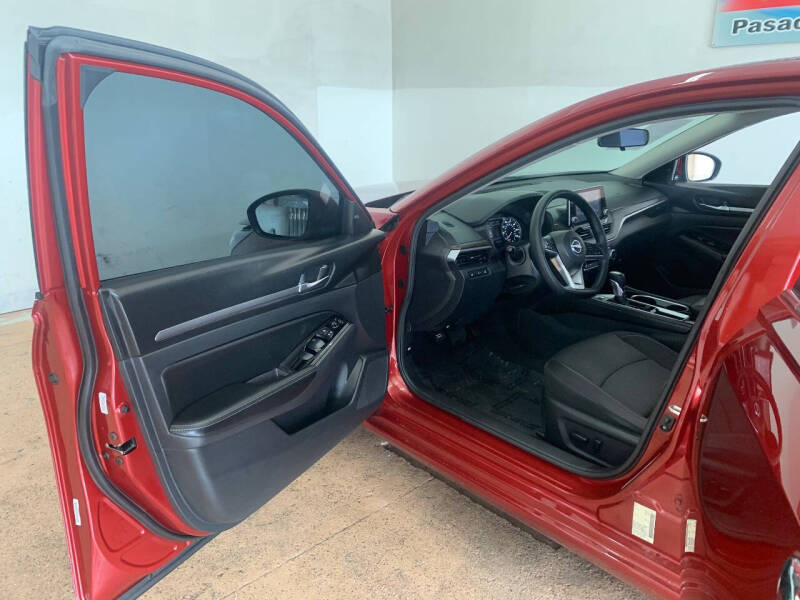 2023 Nissan Altima 2.5 SV