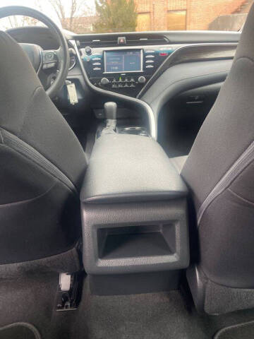 2020 Toyota Camry LE