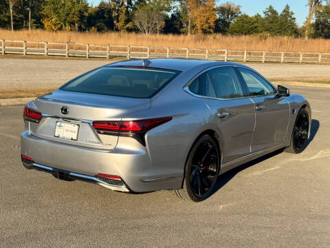 2023 Lexus LS 500h