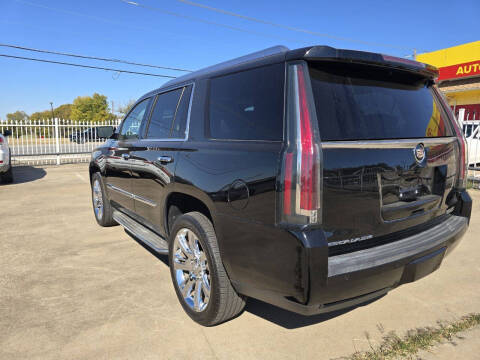 2015 Cadillac Escalade Luxury