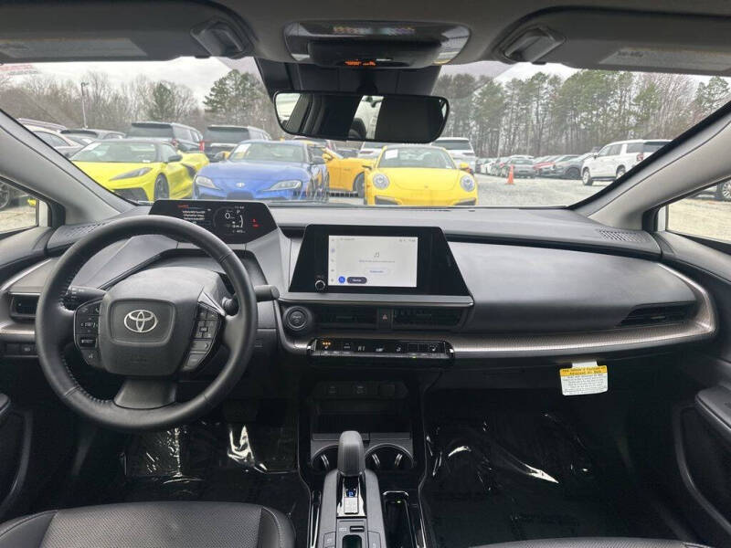 2025 Toyota Prius XLE