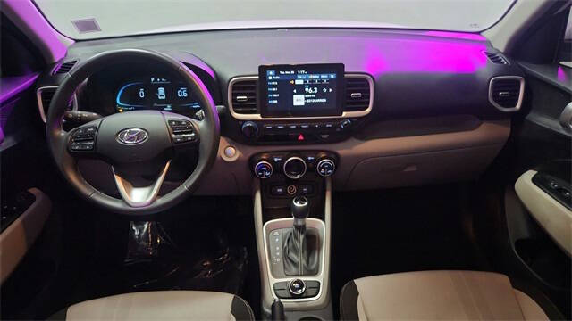 2025 Hyundai Venue SEL
