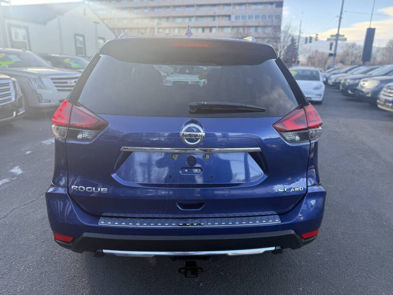 2017 Nissan Rogue SL