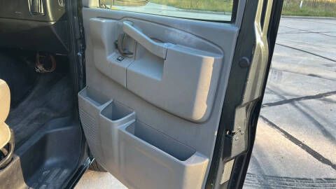 2017 Chevrolet Express LT 3500