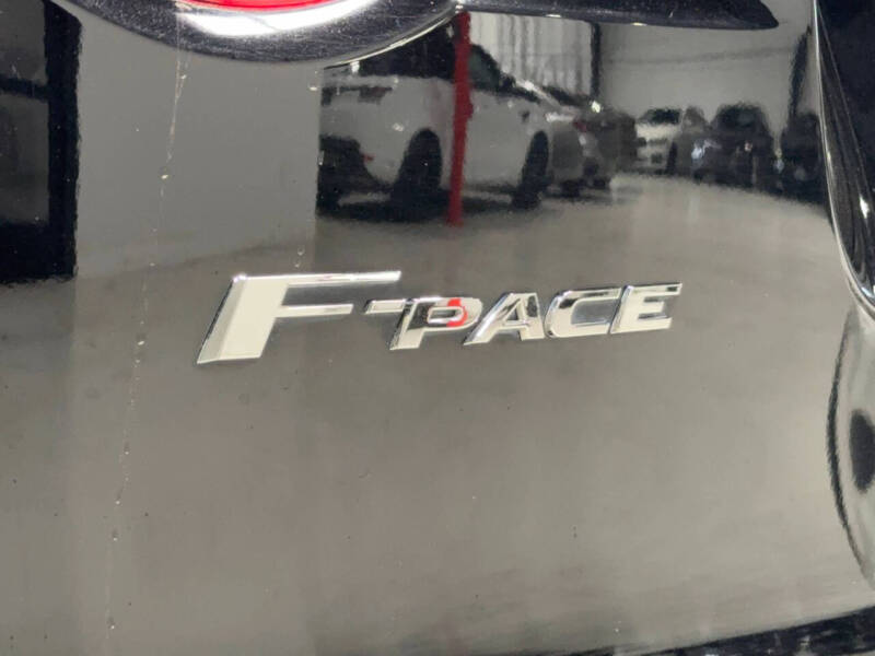 2020 Jaguar F-PACE 30t Prestige