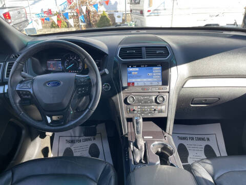 2017 Ford Explorer XLT