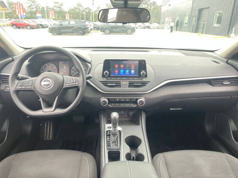 2023 Nissan Altima 2.5 S