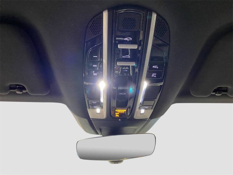 2018 Porsche Panamera 4S