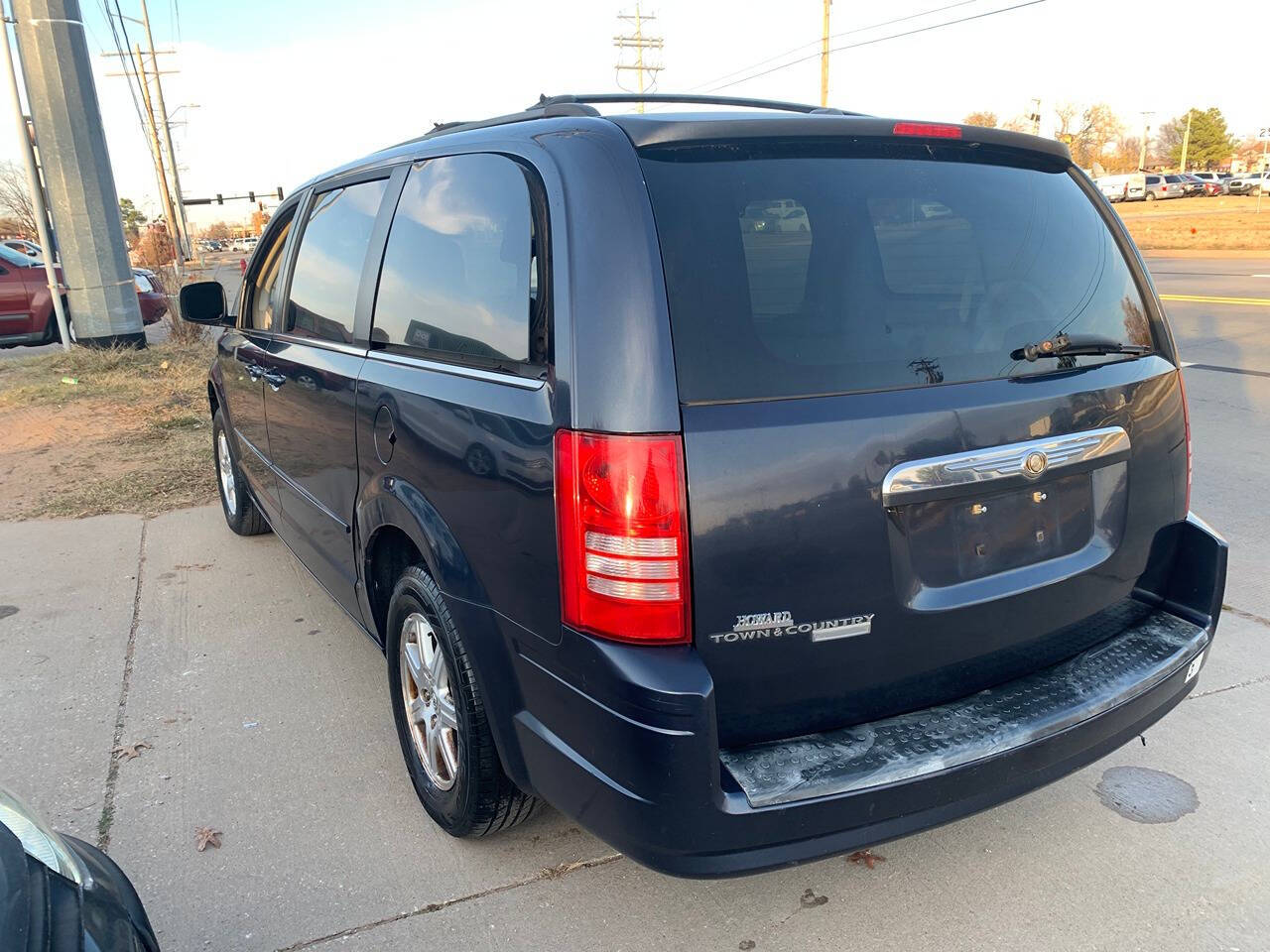 2008 Chrysler Town and Country for sale at Ok Auto Remarketing in Norman, OK