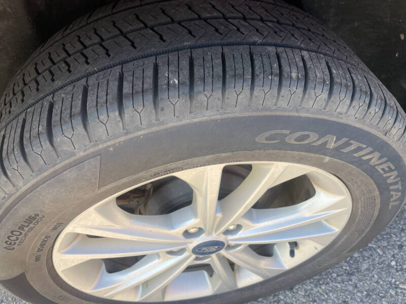 2019 Ford Escape SEL