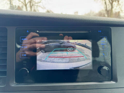 2017 Toyota Sienna L 7-Passenger