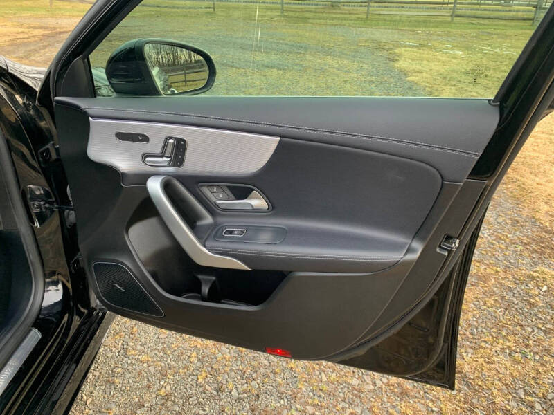 2019 Mercedes-Benz A-Class A 220